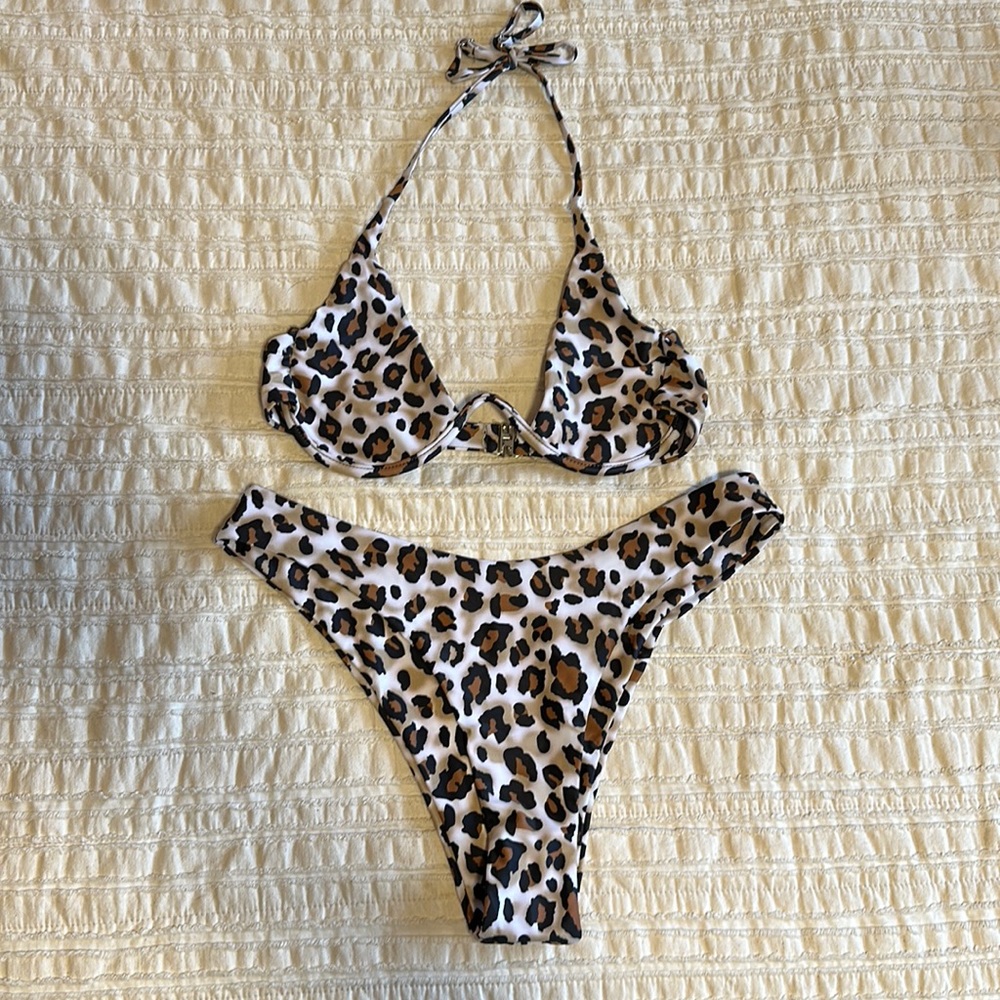 Zaful leopard print bikini